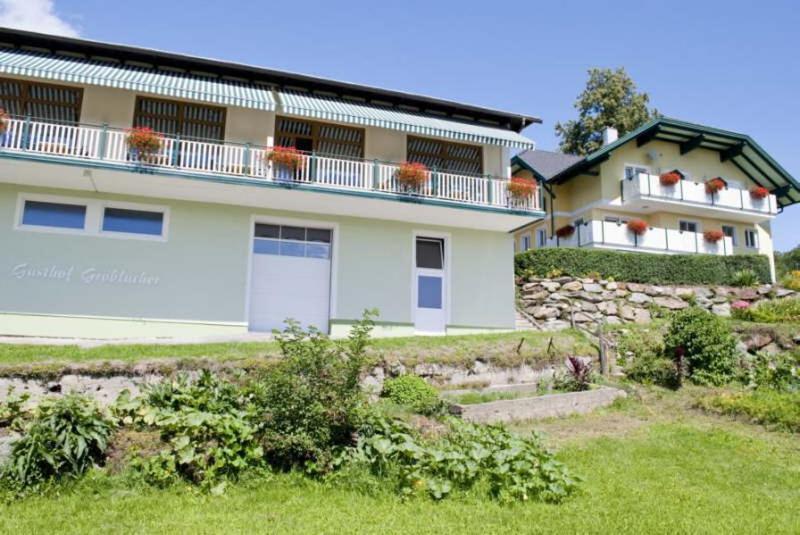 Gaestehaus Groeblacher Kostenberg Exterior photo